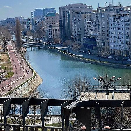 Unirii Lake Tribunal Bukarest Exterior foto