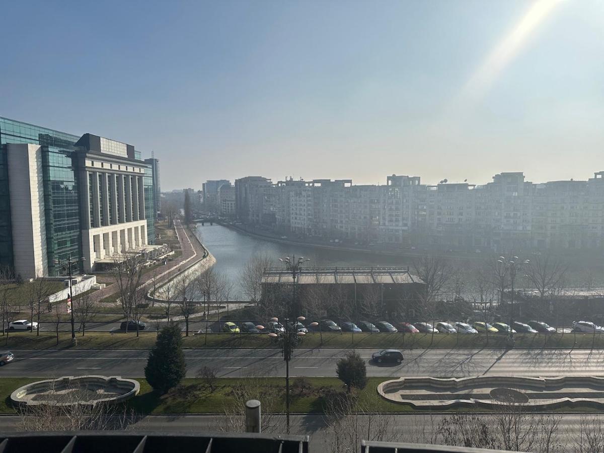 Unirii Lake Tribunal Bukarest Exterior foto